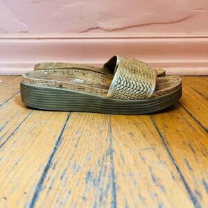 Donald J Pliner Fiji Wedge Women's Woven Gold Metallic Slide Sandals